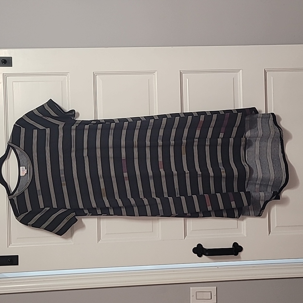 LuLaRoe Classic Carly Dress Size S Black and White Striped Hi Lo Hem